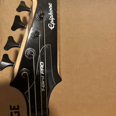 Epiphone T-bird Thunderbird Pro IV (NO - Natural Oil finish) 2013 bass with active electronics with hard case image 4