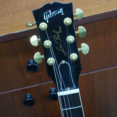 Gibson Les Paul Custom Shop Carved Flame Electric Guitar w/ Cert image 4