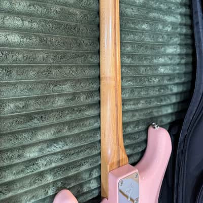 Limited Edition Fender Player Deluxe Stratocaster HSS with Roasted Maple Fretboard 2021 Shell Pink image 8