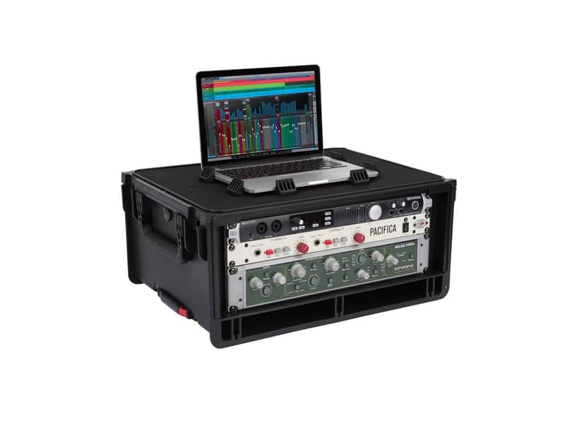 (Mint) SKB 1SKB-ISF4U 4RU Injection Molded Studio Flyer Rack Case image 1