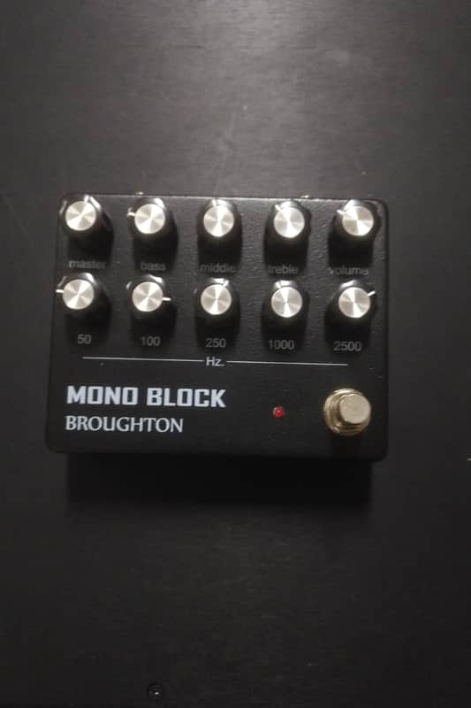 Broughton Mono block 2016 Black and silver image 1