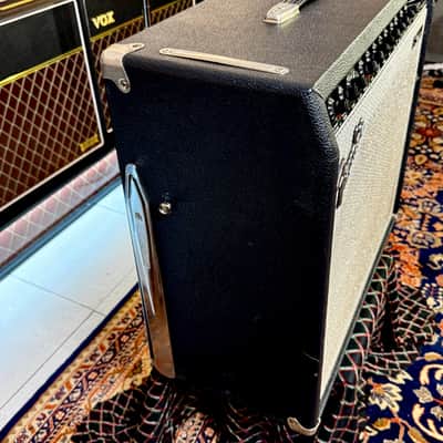 Fender SHOWMAN COMBO 1x15 “ 200 Watts Solid State 1982-1983 Paul Rivera Era Super Rare image 17