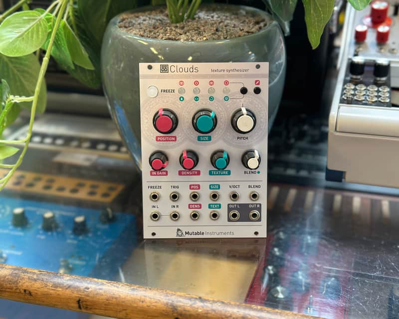 Mutable Instruments Clouds