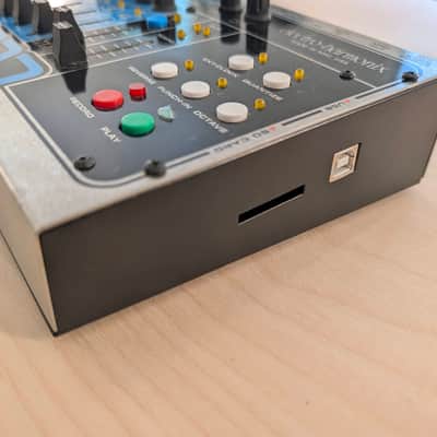 Electro-Harmonix 45000 Stereo Multi-Track Looper with Foot Controller image 3