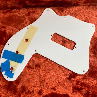 VTG Rickenbacker 3000 jetglo bass Pickguard 1970s - White image 2