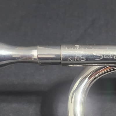 Vintage King Sliver Flair 1055T Professional Trumpet, Mouthpiece and Original Hard Case 1970-1975 - Silver plated image 9