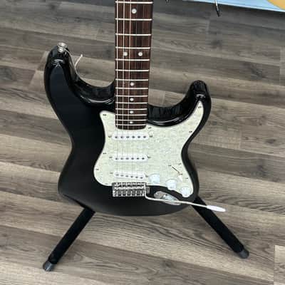 Squire strat By Fender Strat 2003 - Black image 2