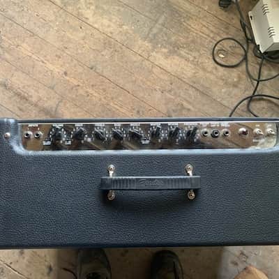 Fender Hot Rod DeVille 212 3-Channel 60-Watt 2x12" Guitar Combo 1996 - 2001 - Black image 4