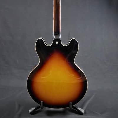 ES-335 Reissue 64 Vintage burst image 5