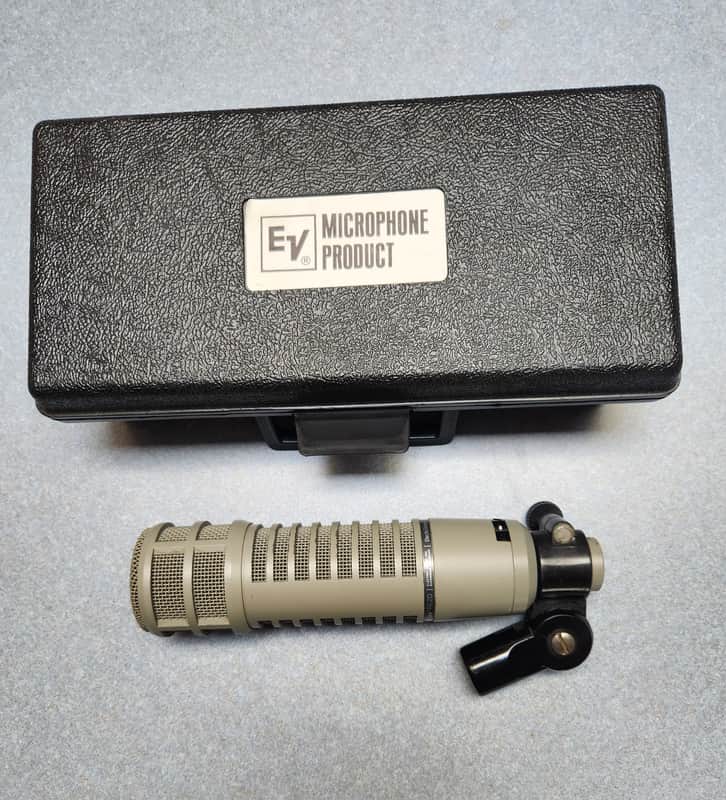 Electro-Voice RE20 Cardioid Dynamic Microphone 1968 - Present - Gray image 1