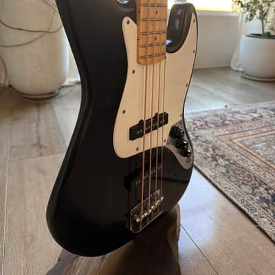 Squier Loaded Jazz bass body 2008 - Black light relic image 9