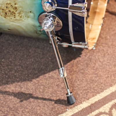DW Collector's Maple SSC Regal to Royal Blue Burst over Mapa Burl Drum Set - 22,10,12,16 - SO#1408269 image 3