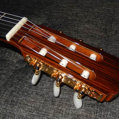 TAKAMINE No200FH 2022 - SWEET & POWERFUL CLASSICAL GUITAR -  ALL SOLID WOODS image 9