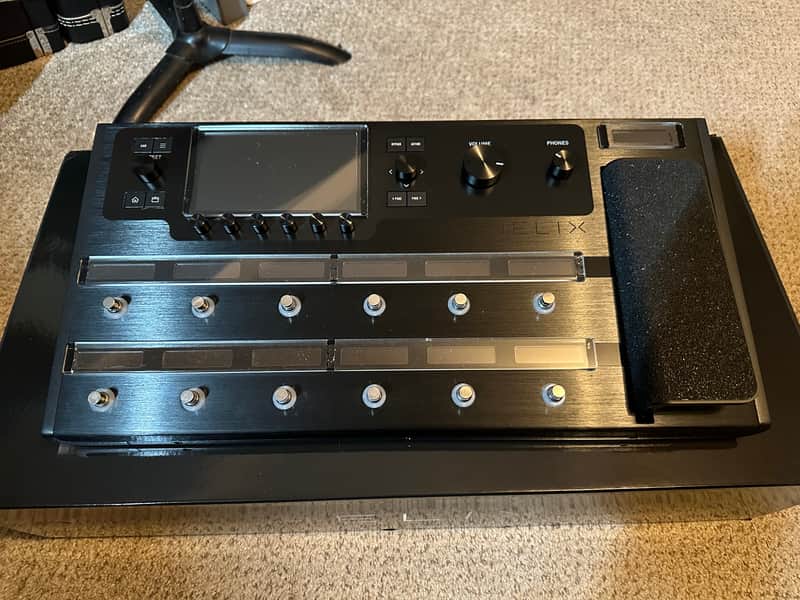 Line 6 Helix Floor - Excellent image 1
