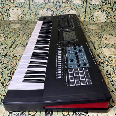 Roland Fantom 6 Synthesizer Keyboard image 8