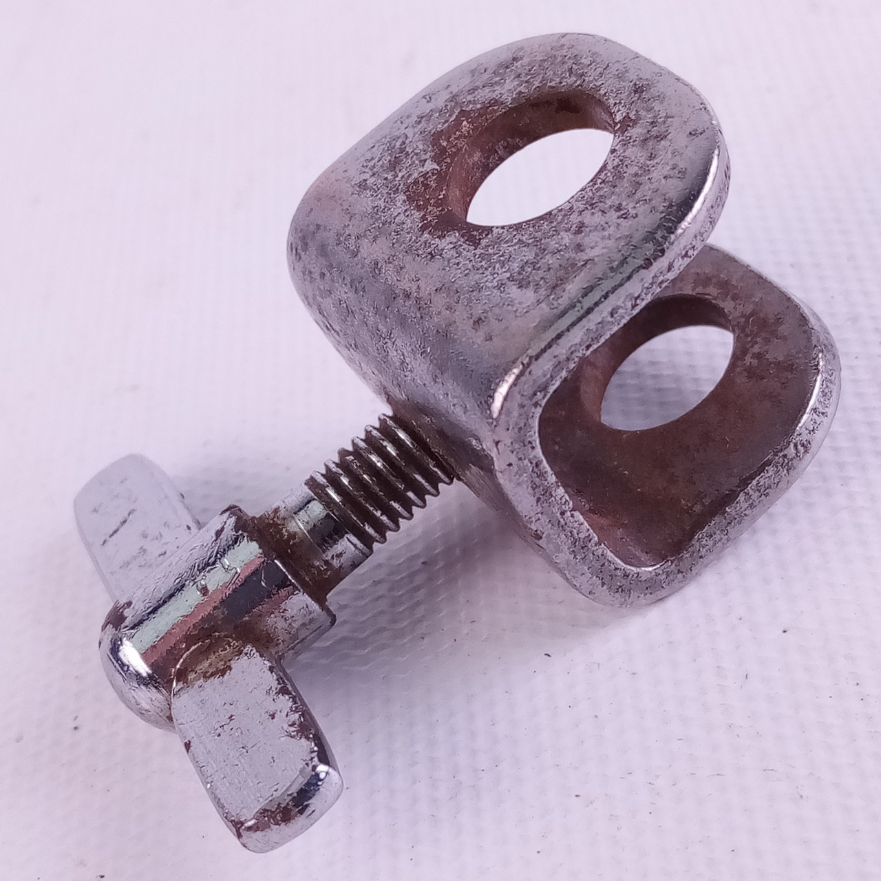 W&A Cowbell 3/8" Mounting Bracket Clamp Wing-Screw Mount Chrome Vintage 50s USA — main photograph