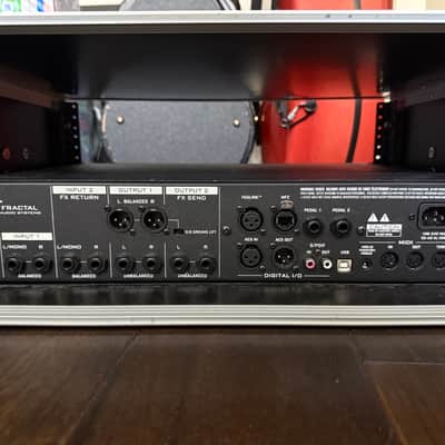 Fractal Audio Axe-FX II XL+ with MFC-101 MK III MIDI Footswitch image 4