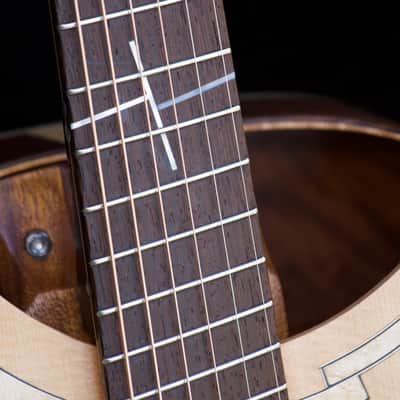Soderlund Kestrel medium body acoustic in Pau Ferro and Sitka 2022 Hand rubbed oil finish image 15