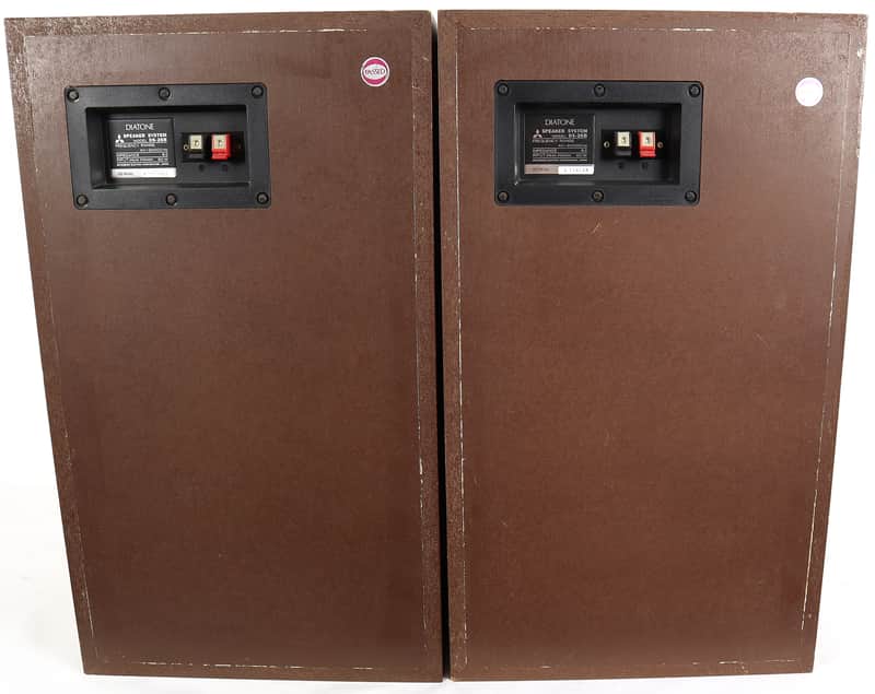 Vintage Mitsubishi Diatone DS-26B 60w Stereo Speakers Speaker Pair