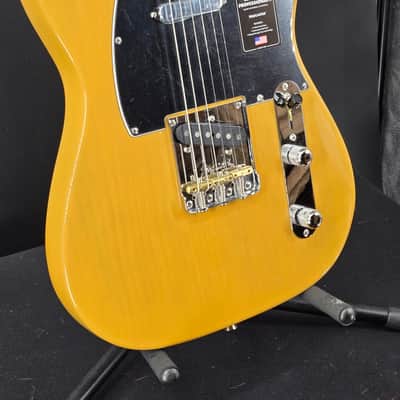 Fender American Professional II Telecaster®, Maple Fingerboard, Butterscotch Blonde image 3