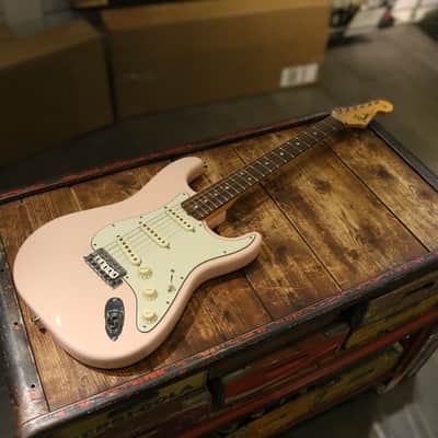 Fender American Original '60s Stratocaster with Rosewood Fretboard 2020 - 2022 - Shell Pink image 5
