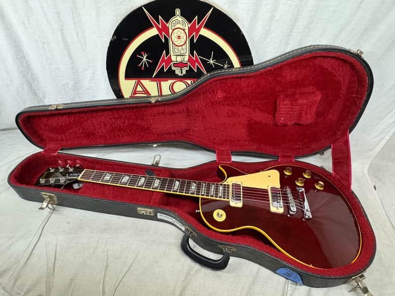 Gibson Les Paul Deluxe Guitar with Case 1978 - Good