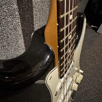 Fender California Stratocaster with Rosewood Fretboard & Leather Hard Case - 1998 image 7