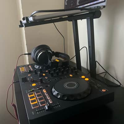 Pioneer DDJ-FLX4 2-Channel DJ Controller + Case + Laptop Stand + RCA to 1/4 10 feet cable + Headphones image 2