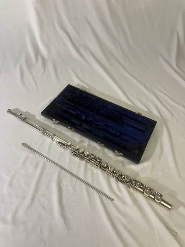 Armstrong USA 104 Student C Flute JUST SERVICED Plays perfectly image 1