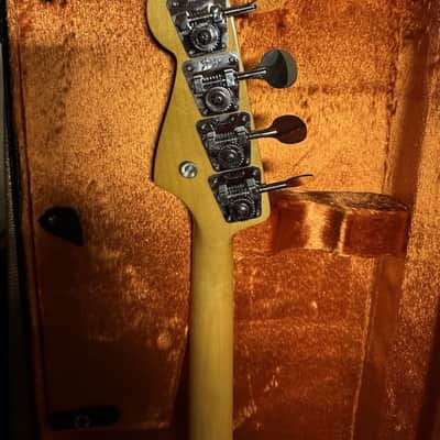 Fender American Vintage II '66 Jazz Bass 2022 - Present - Seafoam Green image 13