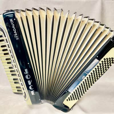 STRADAVOX 3-REED ACCORDION #CSKK726 image 4