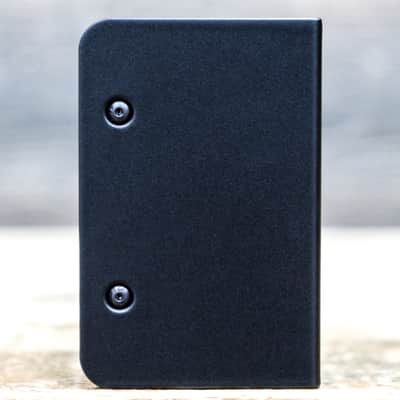 Radial Engineering Highline Passive Line Isolator Compact & Pedalboard Friendly image 2
