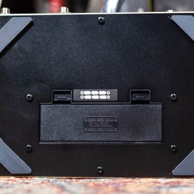Boss VE-8 Acoustic Singer Vocal Effects Pedal image 5
