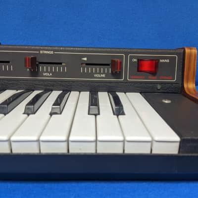 Vermona Piano Strings with original hard-case (vintage analog strings synthesizer, 1978, DDR) image 11