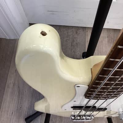 Squier P-BASS 2000’s - WHITE image 6