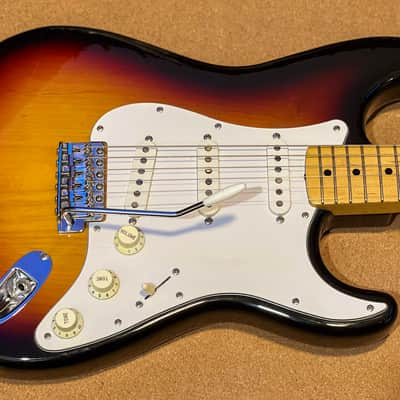 Fender Japan Stratocaster ST68-TX (Texas Special Pickups) 2008-2009 - 3TS image 18