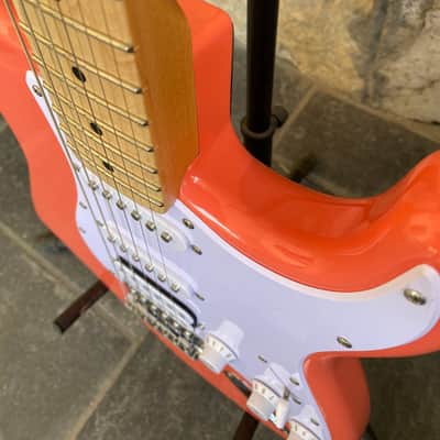 Squier Sonic Strat HSS TCoral image 11