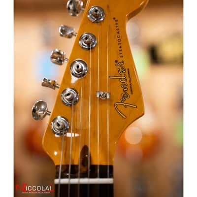 Fender American Professional Classic Stratocaster, Rosewood Fingerboard, Faded Dakota Red image 13