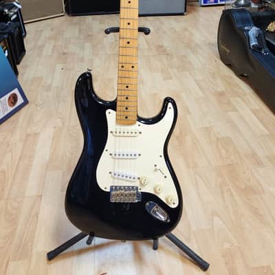 1986 Fender Squier '57 Reissue Stratocaster - Black image 1