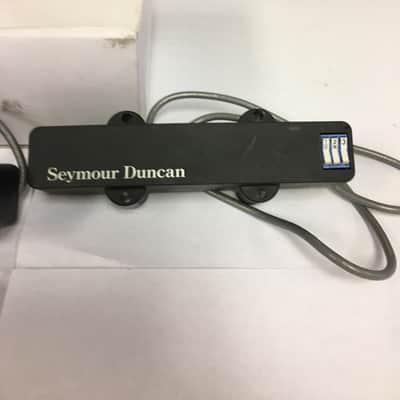 Seymour Duncan Active EQ Bass Pickups AJJ-1 Neck and Bridge image 3