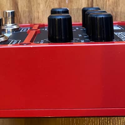Rare Distortion Pedal Dual Gain With V SWITCH By MC Systems Dynamic Analogue Distortion! image 6