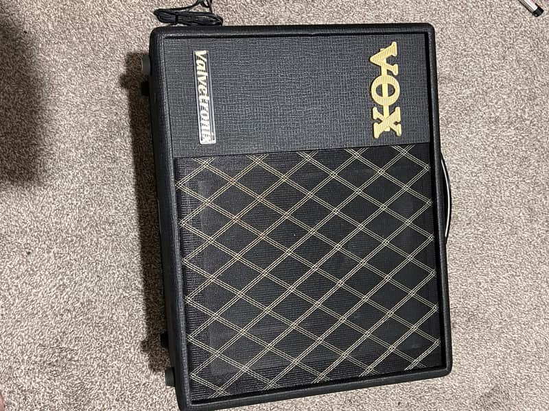 Vox VT20X 20-Watt 1x8" Digital Modeling Guitar Combo 2015 - Present - Black image 1