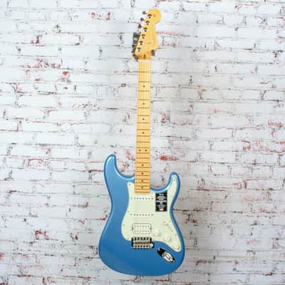 Fender - American Professional Classic Stratocaster - Electric Guitar - HSS - Maple Fingerboard - Faded Lake Placid Blue - w/ Deluxe Gigbag image 2