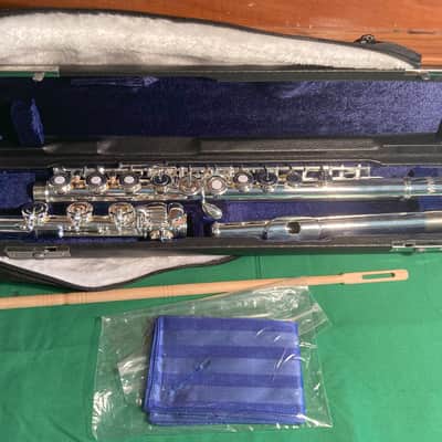 New Advanced Student Model or Step-Up Flute-French, Split E, B Foot, Extras! image 1