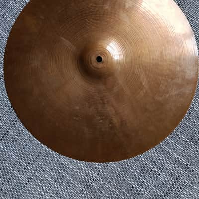 1977 Paiste 2002 crash 16" medium hi-hat 970g image 1