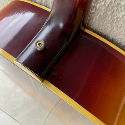 Gibson J-200 1969 - Cherry Sunburst image 16