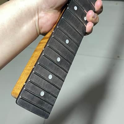 stainless steel 22 frets A+ Reverse headstock 22frets Roasted Maple Electric guitar neck Rosewood 25.5inch hole 10mm Radius:9.5inches.satin tele image 3