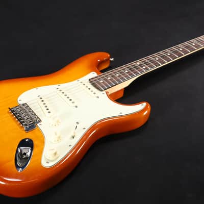 Fender American Performer Stratocaster Honey Burst 2019 USED 971 image 2