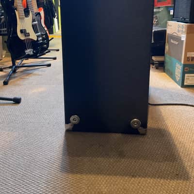 Peavey TNT130 Bass Amplifier image 8