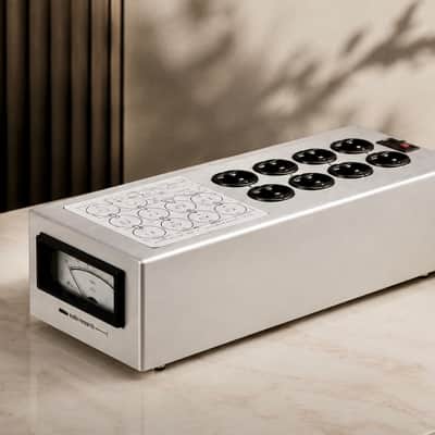 MONITOR ACOUSTICS MA-1586 New Ref Shunyata Research Hydra Model-8 Power Conditioner distributor Everest 8000, GEMINI Model‑8, Eiger Power Distributor, Venom V16, Triton Hydra, Eiger 6/T Main Stream Master Class AC Line Conditioner, Venom V12 Hydra 6 image 1